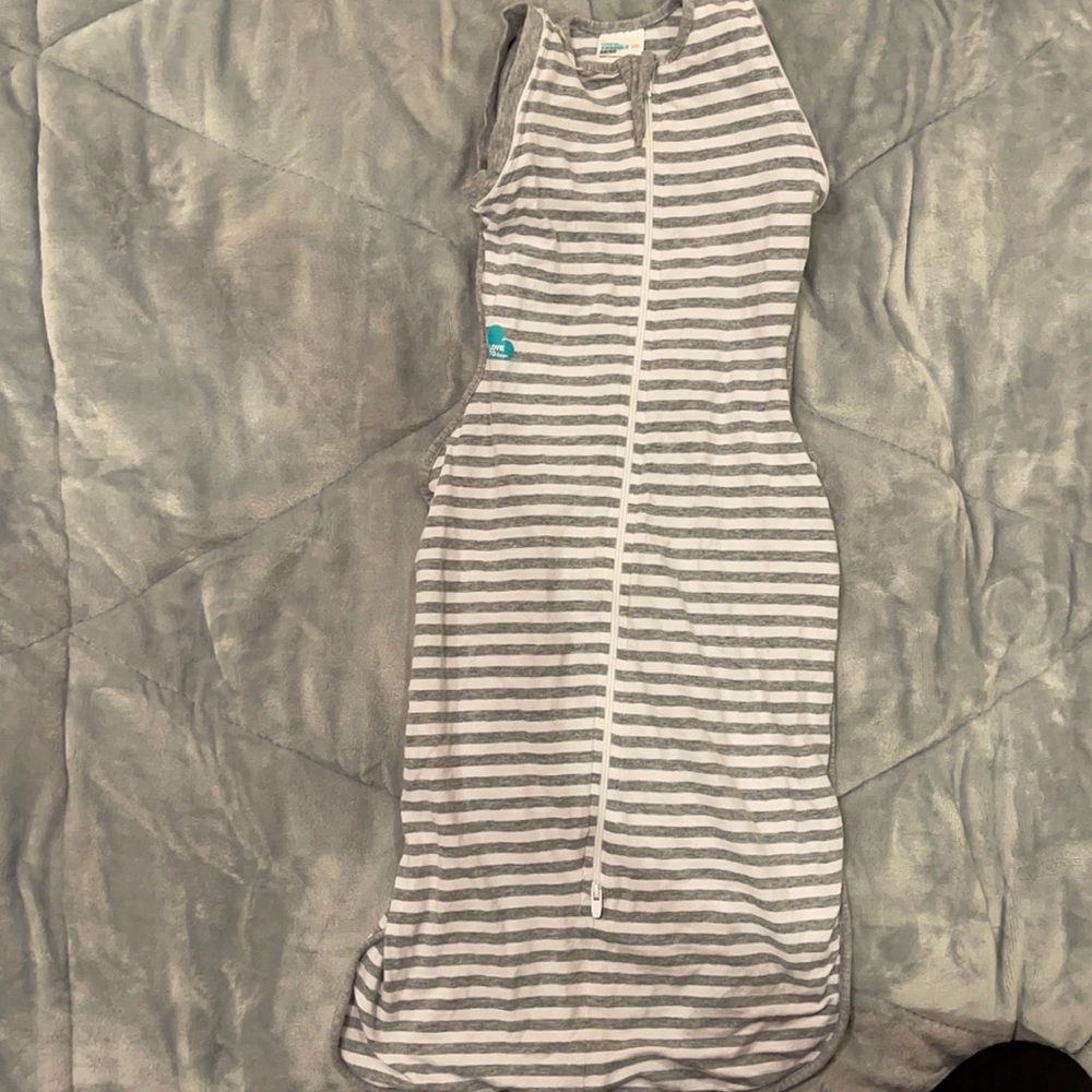Love to Dream Swaddle. Size large (6-9mo approx)